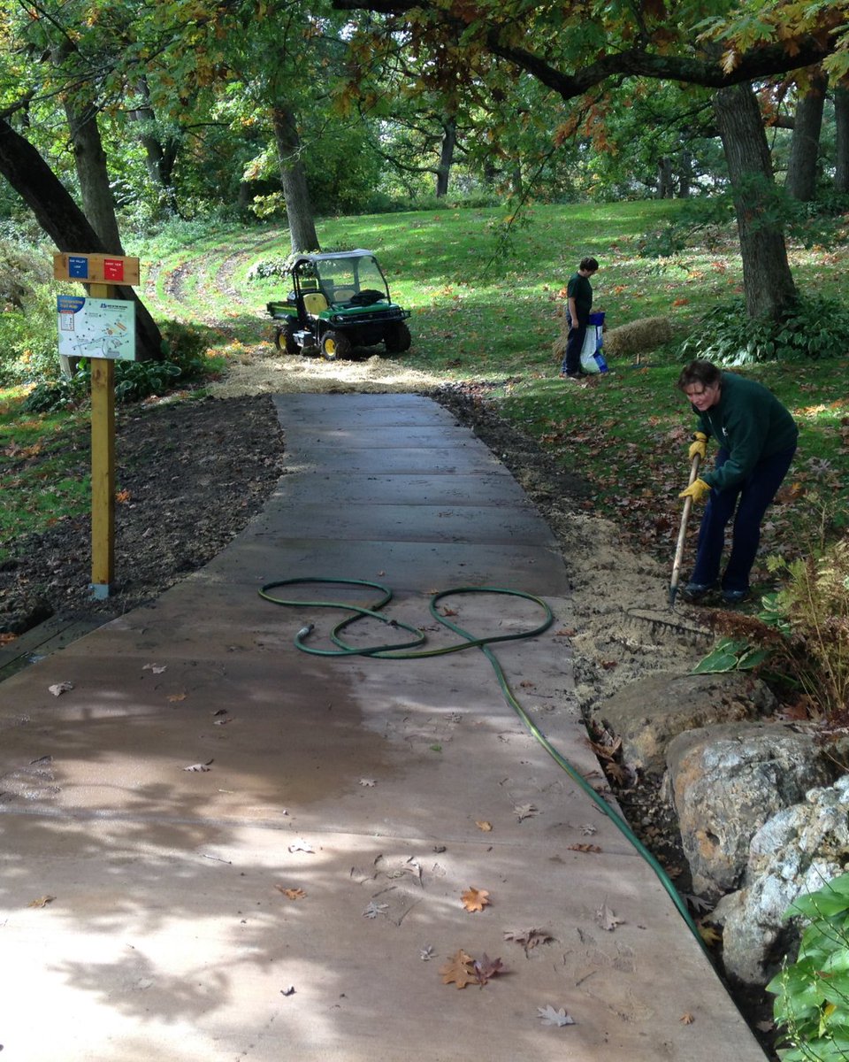 caveofthemounds's tweet photo. Here are some behind the scenes of when our paved trailhead was done. This is the path you would take to hike our nature trails. We have one that loops in our Woodland Restoration and another that passes sinkholes and historic markers. https://t.co/QFWc2n5UA2