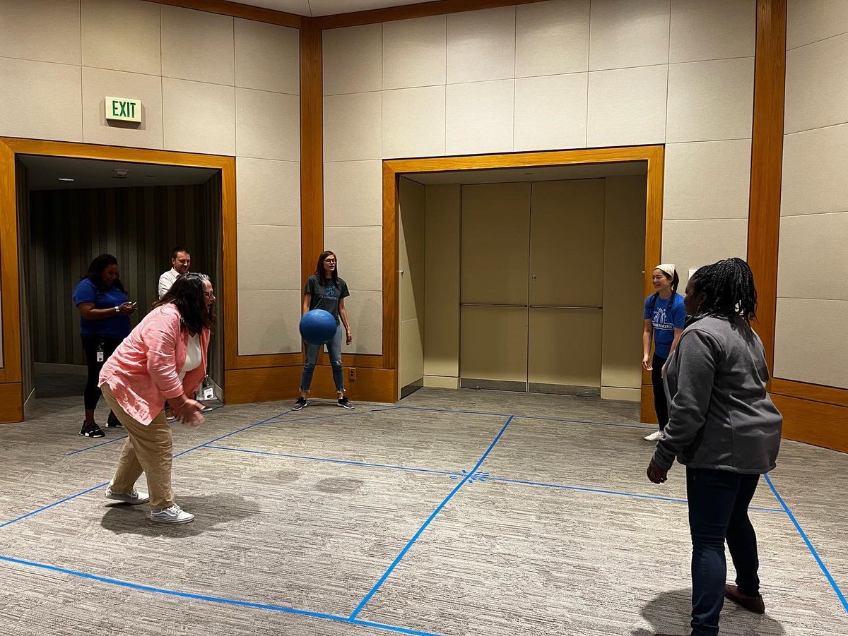 PlayworksIND's tweet photo. We had a blast hanging out with our friends at @OneAmerica for their #weekofcaring! We played foursquare, switch, cone guardian, and even jumped some rope. What a fun recess! https://t.co/RskaQXoLrc