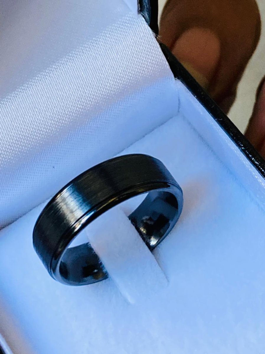 We manufacture jewelry and do repairs 0846436010 for enquiries #KasiEnterprises #smallbusinessowner #SmallBusiness #DJSBU #NationalShutdown #BigZulu  #HouseOfZwide #KingMisuZuluKaZwelithini