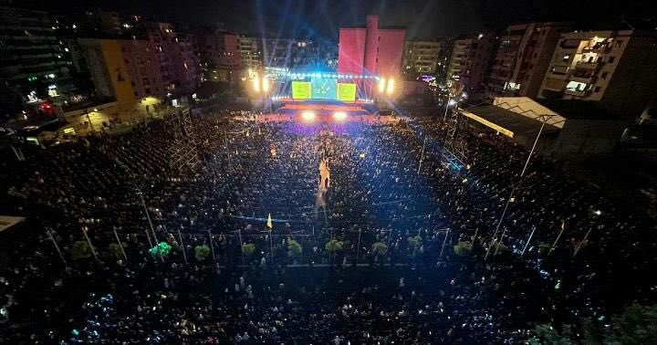 _mjn__'s tweet photo. الضاحية الآن 💛❤️ 
#الأربعون_ربيعاً #ابجدية_النصر https://t.co/oCSxqQVacC