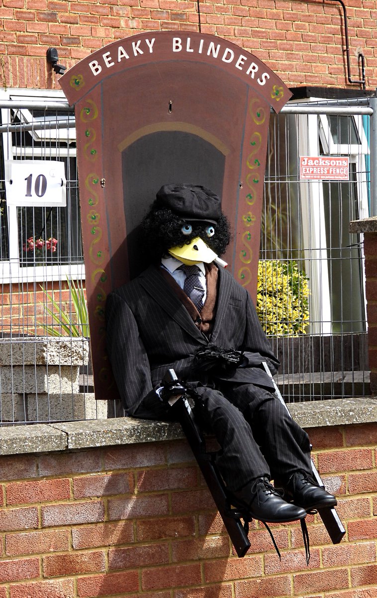 KatyKingfisher's tweet photo. A few more different scarecrows seen at Flamstead Scarecrow Festival on Friday morning https://t.co/ndUEnAdB9Z