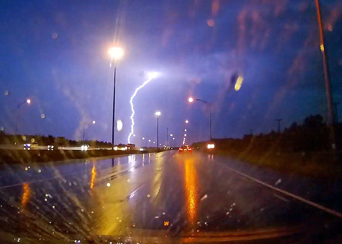 C. Maurais tweet media