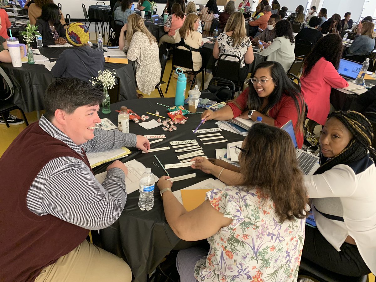 Katieturner2480's tweet photo. Learning about the importance of trust and relationships between ourselves and all stakeholders. Outstanding presentations @DrKLDixon1 @lkb1908 @EXCELAcademyHCS https://t.co/enFqUAUG6Z