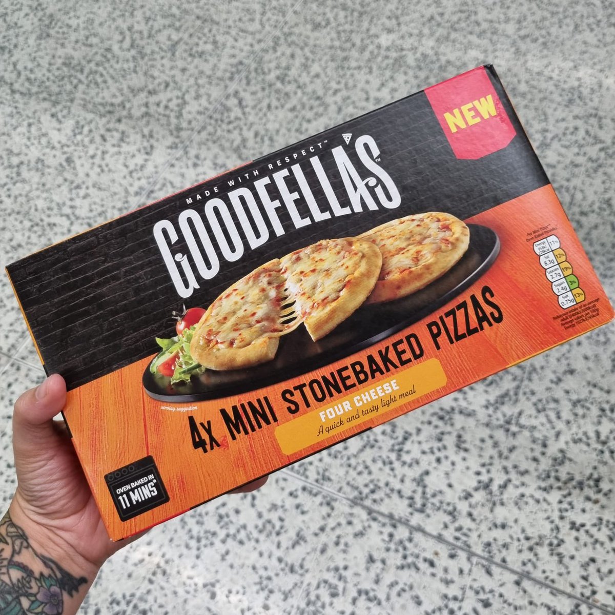 All_Things_New_'s tweet photo. Goodfella’s Mini Stonebaked Pizzas! 🍕 @TweetGoodfellas #goodfellas #goodfellaspizza #pizza #stonebaked #fourcheese #wellthisisnew https://t.co/yYDeWWgXf5