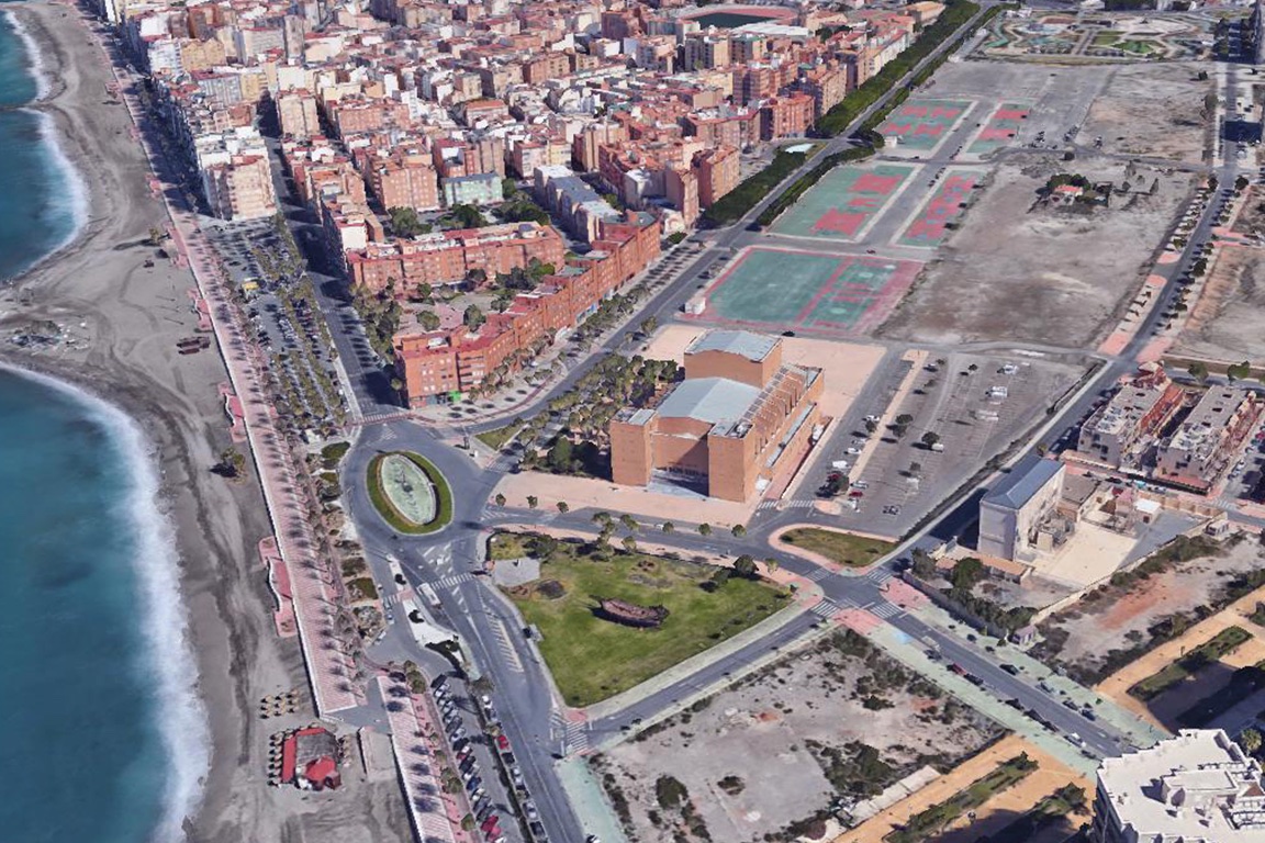 psdegranada's tweet photo. 🚨Llegó la hora de volver  a congregar al sevillismo...ahora en Almería. 

❤️Playa, nuestra afición y una buena previa disfrutando de sevillismo y ...🏆’s.

Desde las 13 h la «Fan Zone» d los Sevillistas en Almería @fpsevillistas frente al Auditorio Maestro Padilla. Rogamos RT! https://t.co/urQ34GioBh
