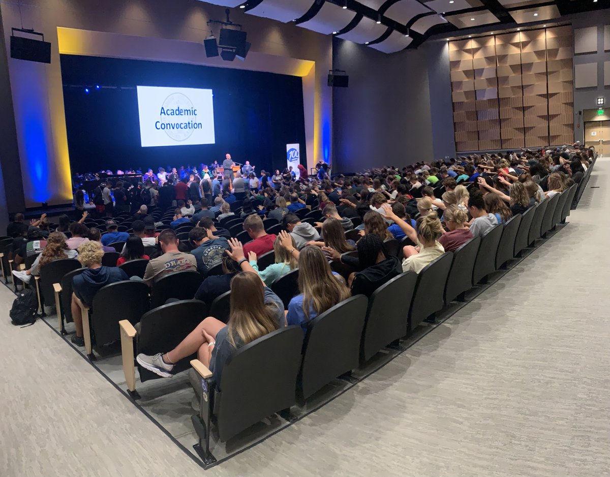 TaborCollege's tweet photo. Praise God for hearts &amp; lives transformed within our student body! This morning’s Chapel culminated with students cheering, celebrating and praying for their peers as they accepted Jesus for the first time. 

Thank you to Dr. Noe Garcia for bringing this morning’s message! https://t.co/kb2njrOjxF