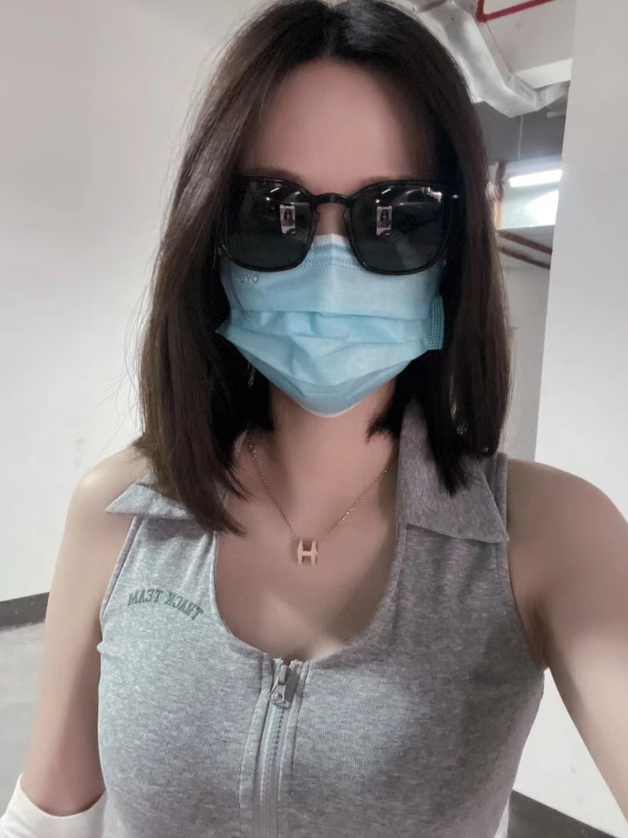 希望明天是最后一次核酸！！！
（我想剪头发了💇🏻‍♀️