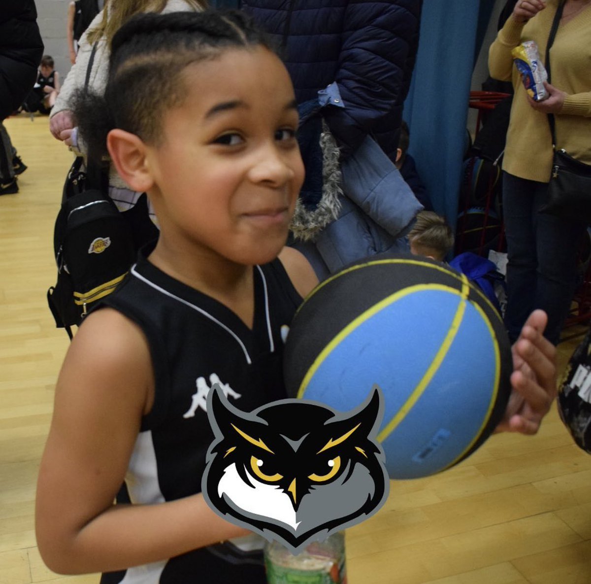 _COLBC_'s tweet photo. When you see the season just around the corner 👀
-
Excited to welcome back all our new and existing players for 2022/23 🔜
-
#LetsGoLeeds #COLBC 🏀 https://t.co/3vOUpN4vpv