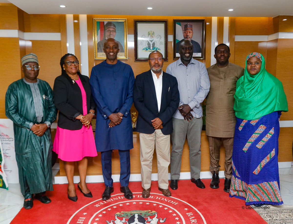 DrSalisuDahiru's tweet photo. Today, I joined the HM of @FMEnvng, @MohdHAbdullahi to host @UNDPNigeria #Team led by the Country Rep @Mo_UNDP where we discussed Nigeria Emissions Trading Schemes, preparation to @Cop27P & side events, #JustTransition & @UNDP support to #ClimateChangeCouncil. 22/08/2022 https://t.co/aKnl5QHe36