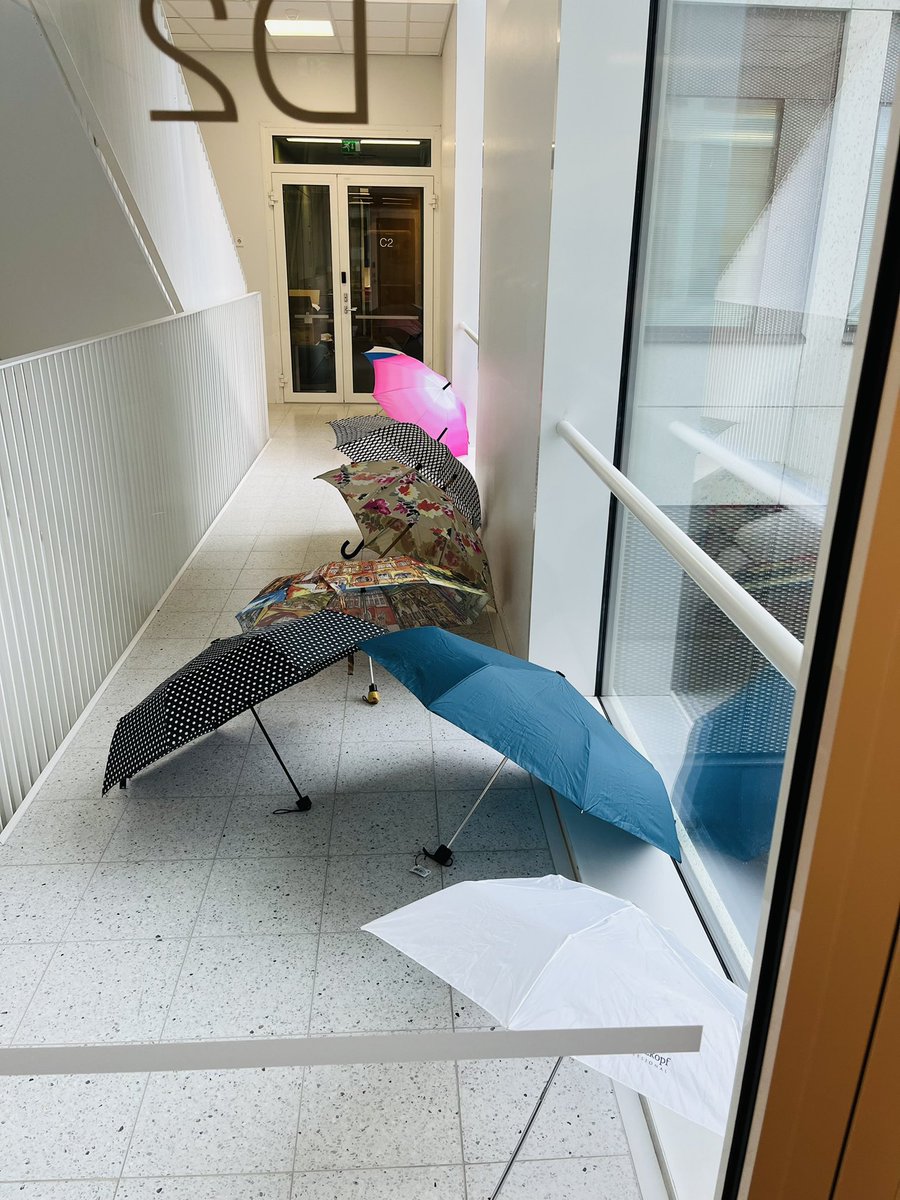 EKostiainen's tweet photo. #umbrellapark @JYUedupsy https://t.co/zyICf0Dw5E