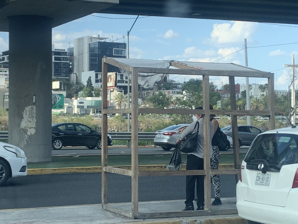 jdiazc65's tweet photo. @MovCiudadanoNL @colosioriojas el nuevo Nuevo León https://t.co/wngRdh5cOj