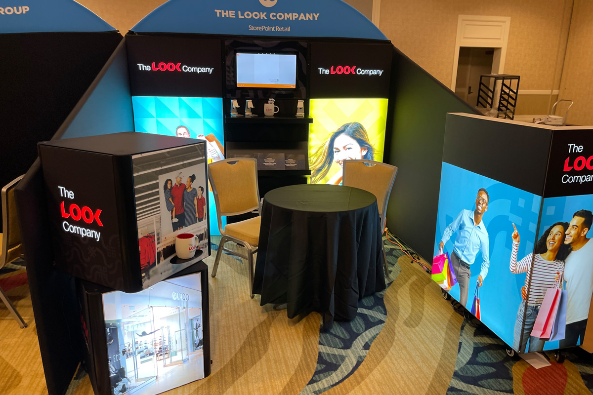 TheLookCompany1's tweet image. We couldn't be more excited for our first year at StorePoint Retail in Championsgate, Florida. Our one-on-one booth is up and ready to meet and greet! #StorePointRetail #TheLookCompany #retail #retailgraphics