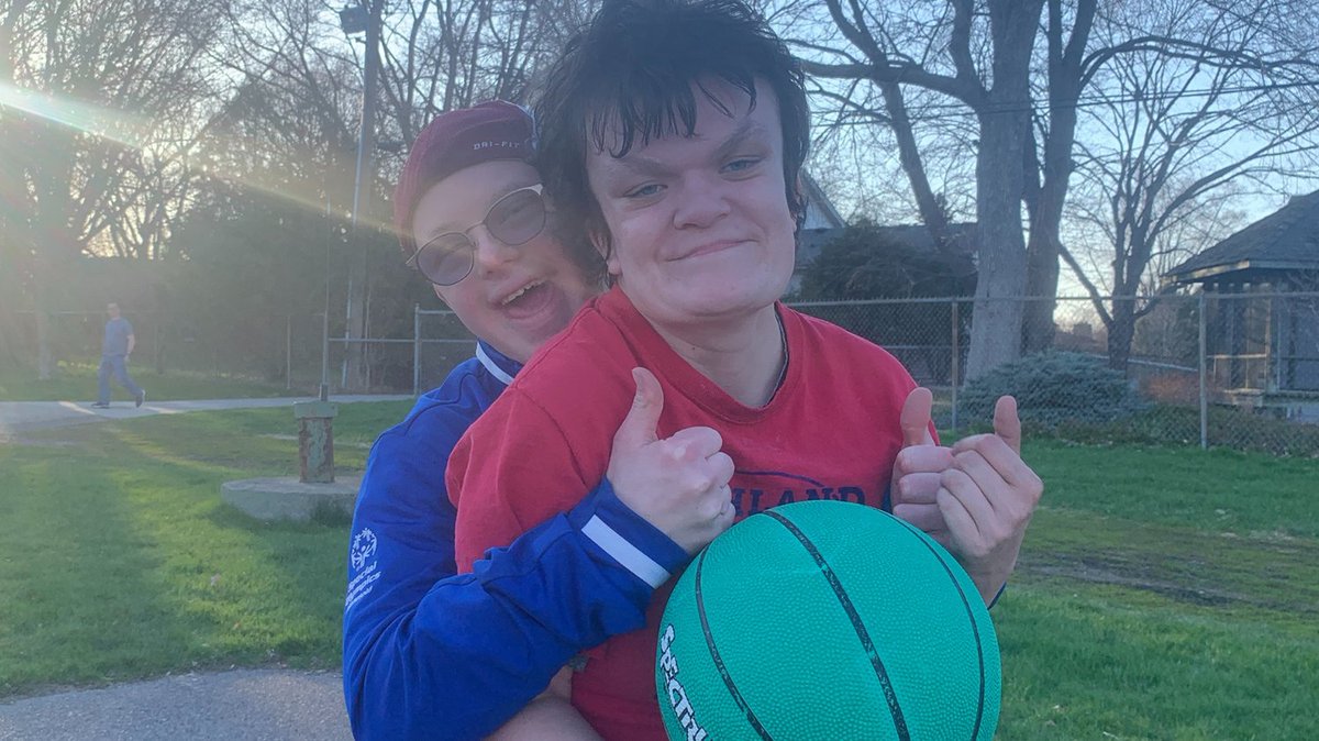 Besties and basketball unite for our Teentastic Time Hangout on August 26. Combine that with some tasty pizza, and you have a #FunFriday to remember! This night is for our younger HFC members – those ages 13-21. 

Register: campscui.active.com/orgs/HighlandF…