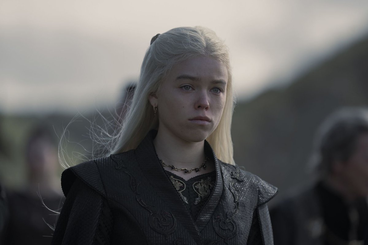 westerosies's tweet photo. Sunday night’s premiere of House of the Dragon had over 2.6 Million households in viewing within the United States alone. 
#HouseoftheDragon #HOTD 
The show has broken the record for most viewers in a single episode across all streaming &amp; cable platforms in 2022.
Via: @DEADLINE https://t.co/PAiosR7mIA