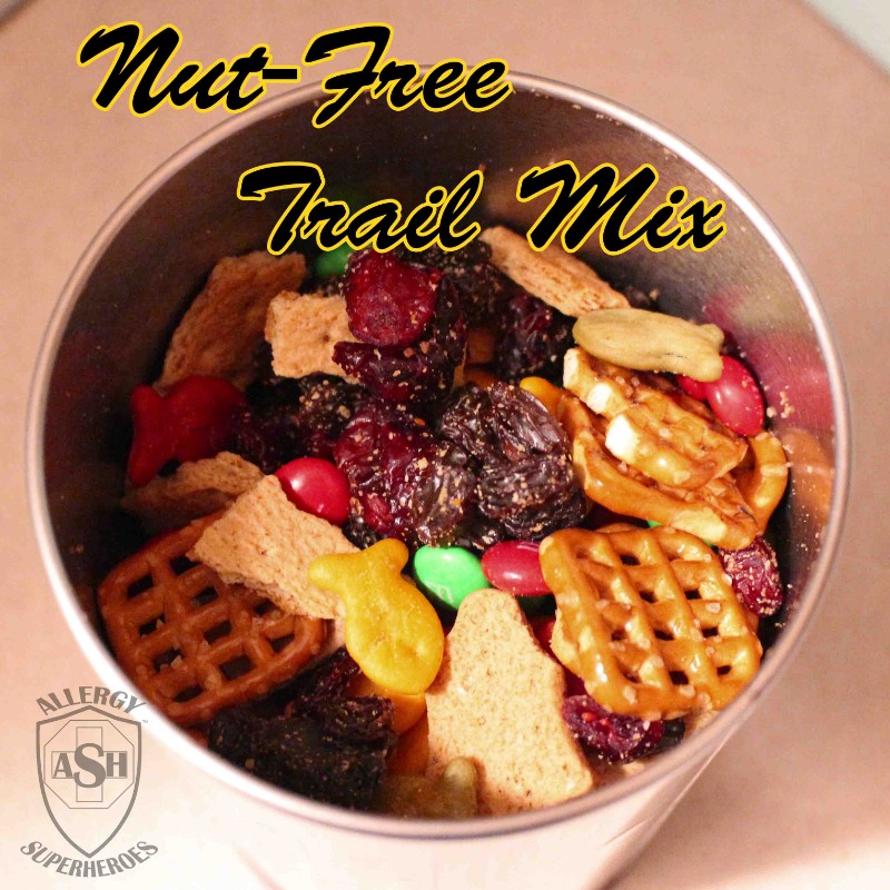 allergyheroes's tweet photo. When you're #Allergic to nuts, you can't go to the store and buy #TrailMix. So a #FoodAllergy Mom makes her own! Check out my #Recipe for delicious & nutritious #NutFree Trail Mix! #NationalTrailMixDay
https://t.co/mF7zZFjW34
#AllergyFriendly
#FoodBlog
#TreeNutFree
#PeanutFree