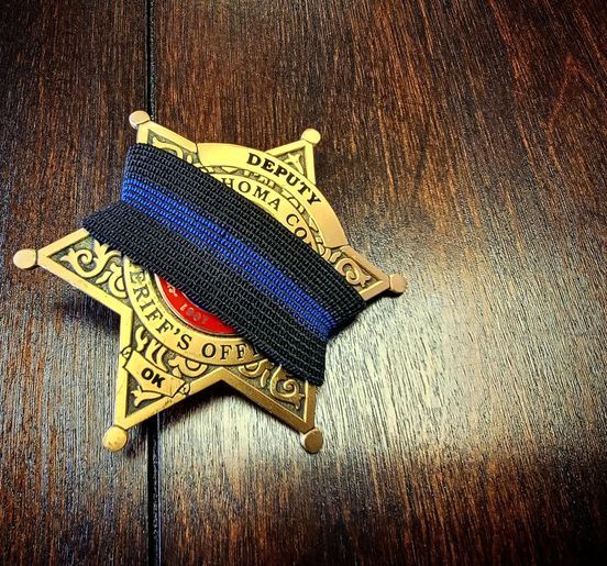 OklahomaOHS's tweet photo. Condolences to our partners at the Oklahoma County Sheriff's Office. We will be praying for all involved, especially the deputies and their families, during this tragedy. https://t.co/UgizSGep5s