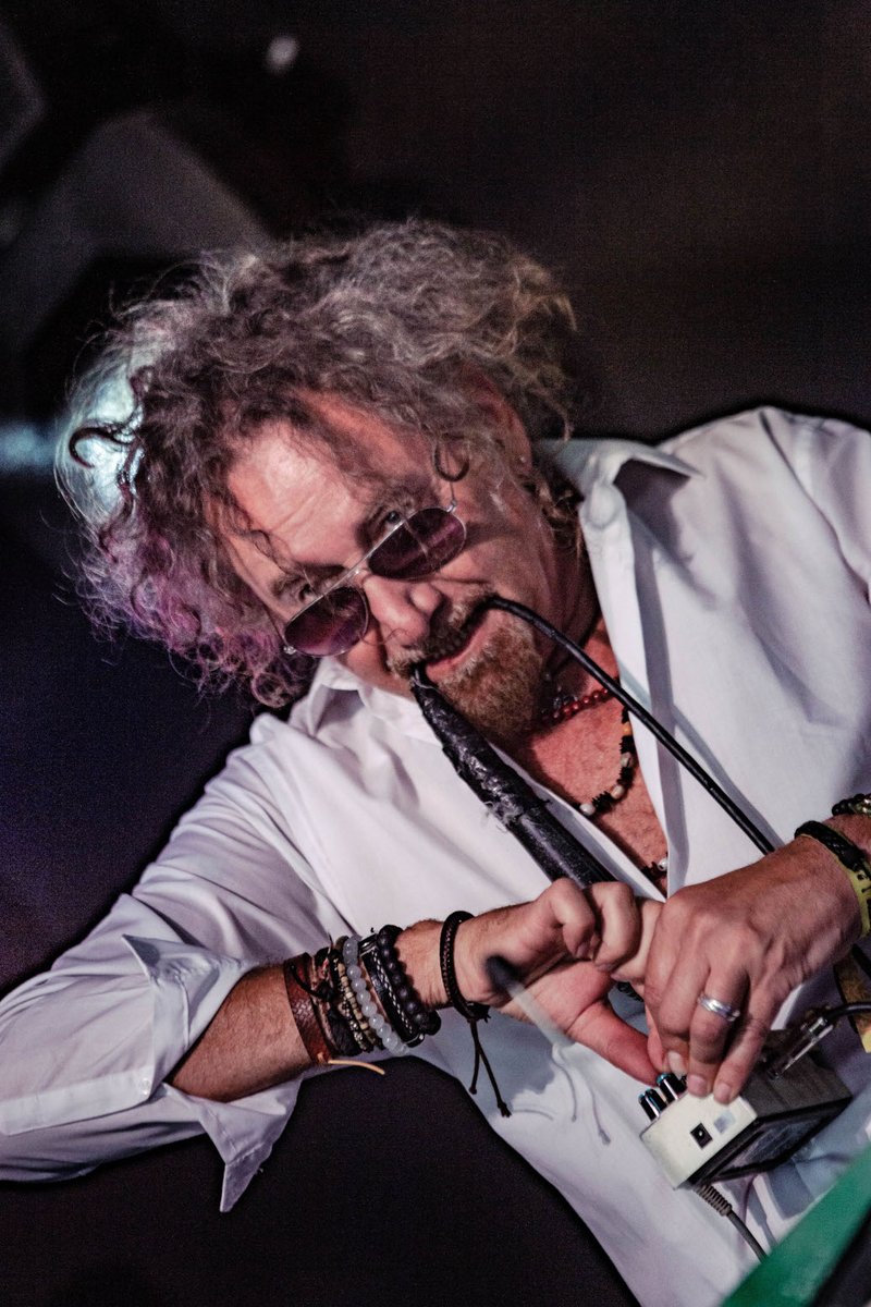 Theremin dub action, featuring a fancy new vocoder <a href="/gaudi_music/">GAUDI</a> <a href="/BDsfestival/">Beautiful Days</a>