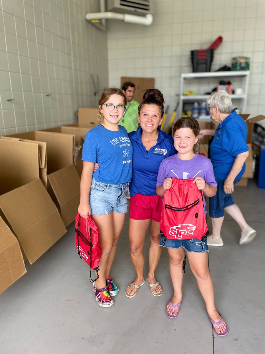 SLP_Schools's tweet photo. Huge thanks to donors, volunteers and the Panther Foundation who packed 600+ school supply packs for kids in our community this school year! Giving kids in our district the necessary supplies to help set them up for a successful learning experience since 2009🥳 #SLPPantherProud https://t.co/VeKtifhlN2