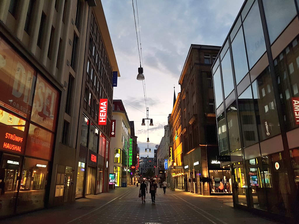 Abendstimmung auf dem #Westenhellweg ... #City #Dortmund