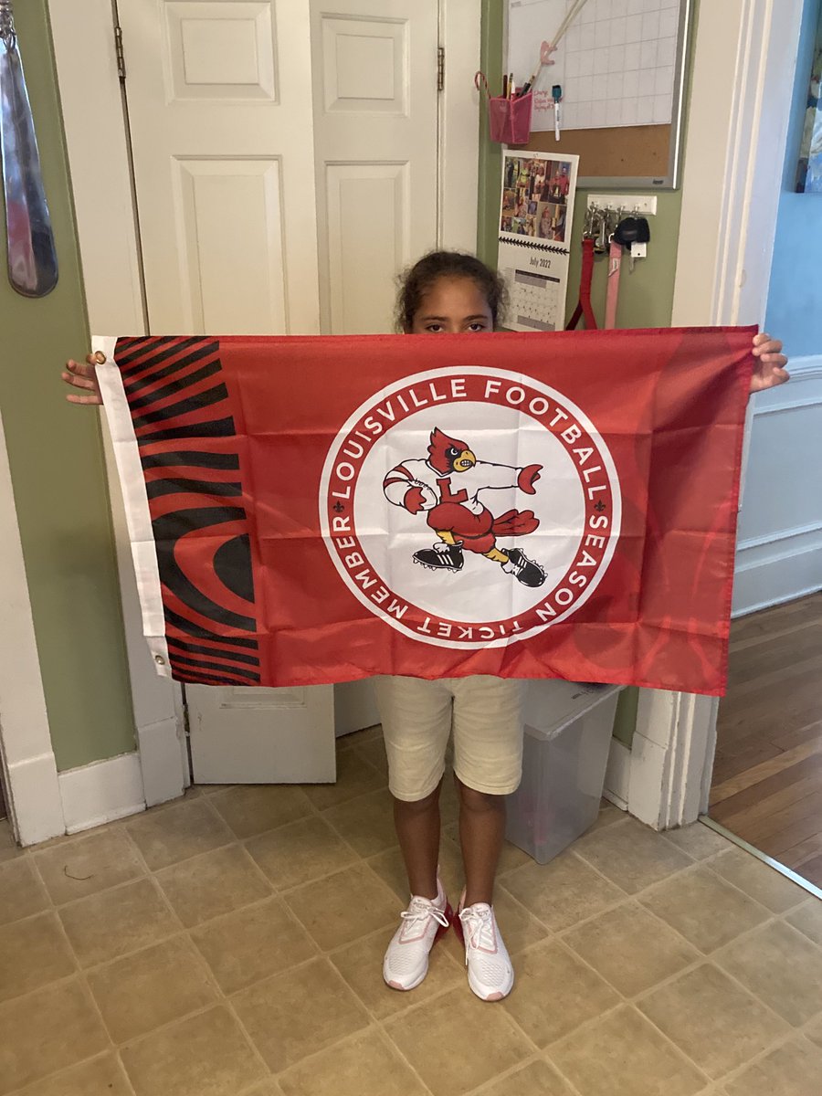Go Cards!! Ready for some football ⁦<a href="/LouisvilleFB/">Louisville Football</a>⁩