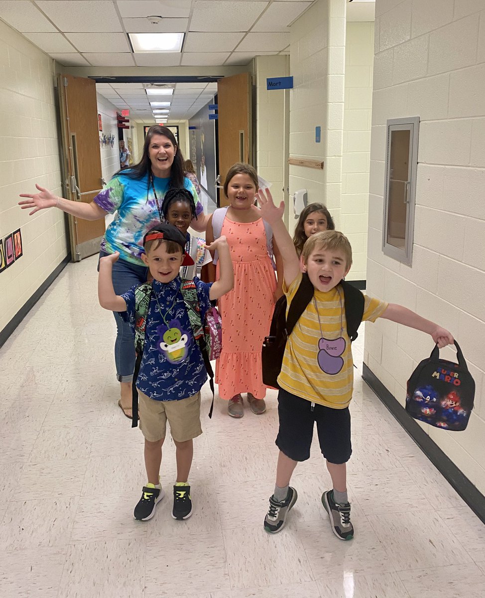 Catherine Tompkins tweet media