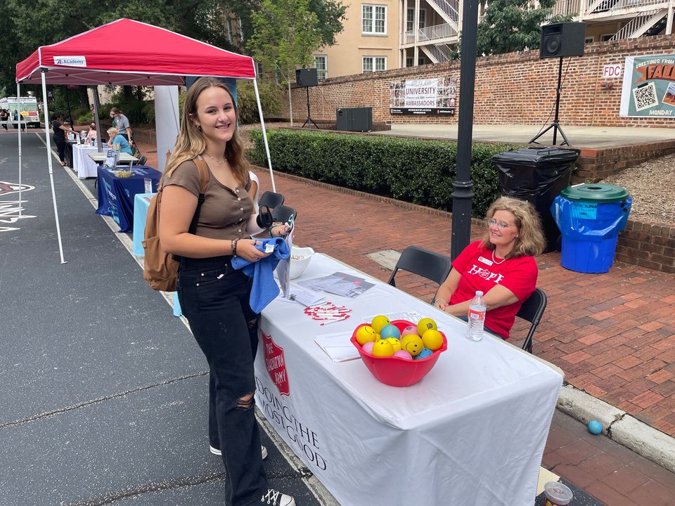 Today, The Salvation Army of the Midlands had the opportunity to connect with over 30 college students at <a href="/UofSC/">University of South Carolina</a>'s Community Service Fair. Thank you to every student who signed up to volunteer, we greatly appreciate your support! #CarolinaCommunity #DoingTheMostGood