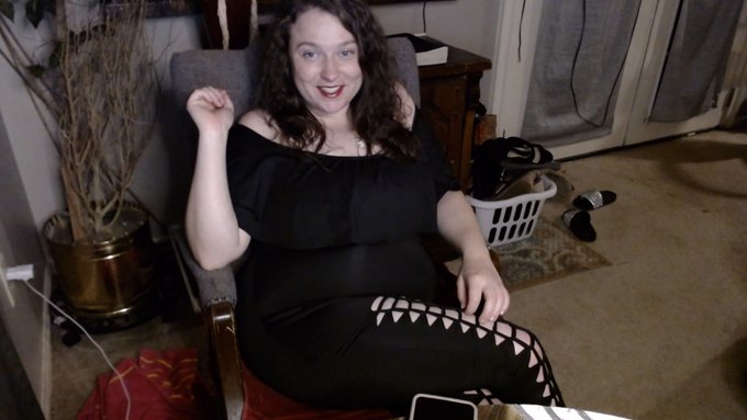 Size Queen Mocks Small Cocks https://t.co/Zk3Dnx7oPx #realloyalfans https://t.co/3BDgzxikbf<a href="/tag/realloyalfans"class="tags"><span>#realloyalfans</span></a>