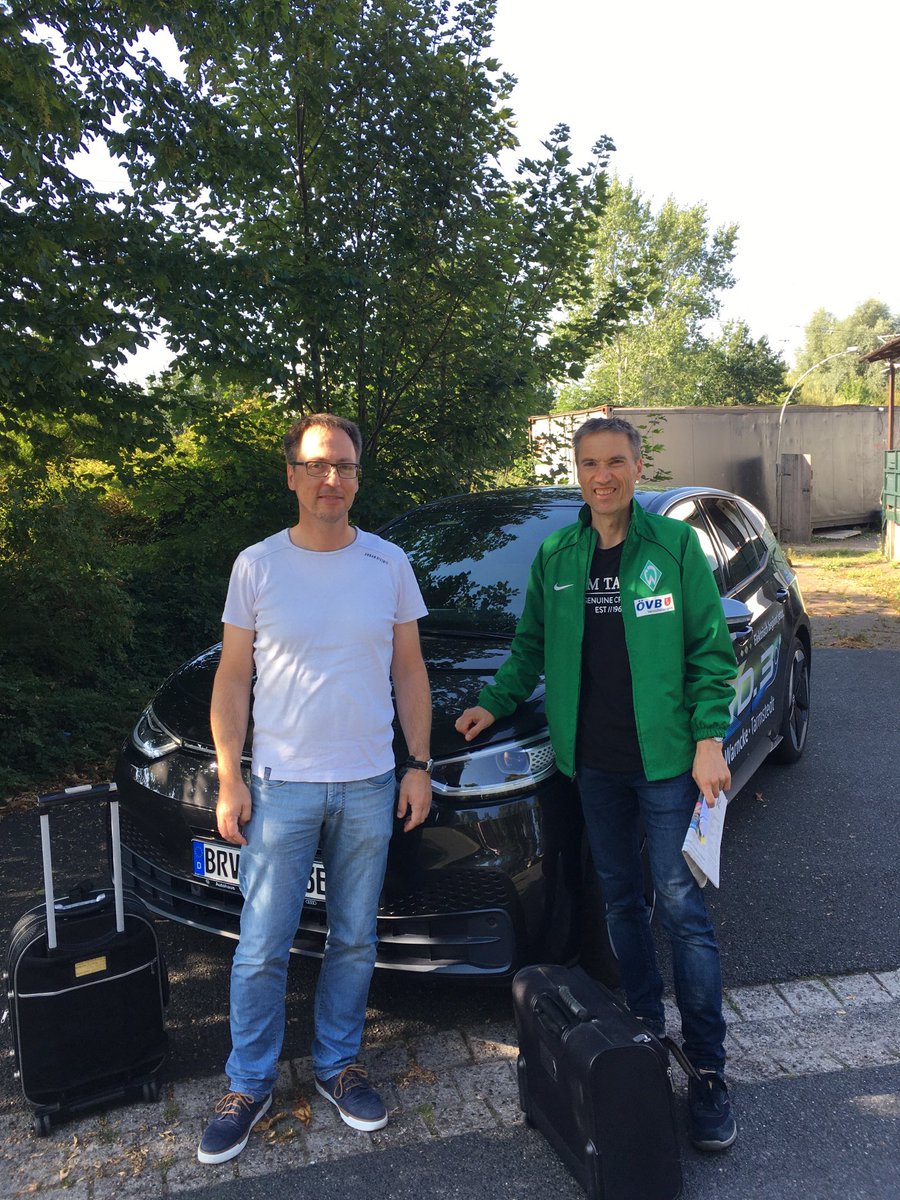 GmbhWarncke's tweet image. Vorfreude auf Copenhagen! ID. Buzz Congress. Anreise mit der Dänisch-Deutschen Bahn. Start Bahnhof Ottersberg, dann Copenhagen, Stadt der Bikes, E-Mobilität und Verkehrswende ohne Ende!🤠Auf dem #WayToZero 
🍀WW 

⁦@TilmanWinkler⁩ ⁦@olewin⁩ ⁦@beyond_ideology⁩