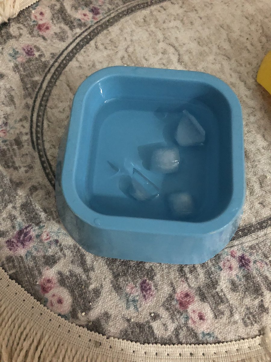 Çocuğum serinlesin diye ona buzlu su yaptım