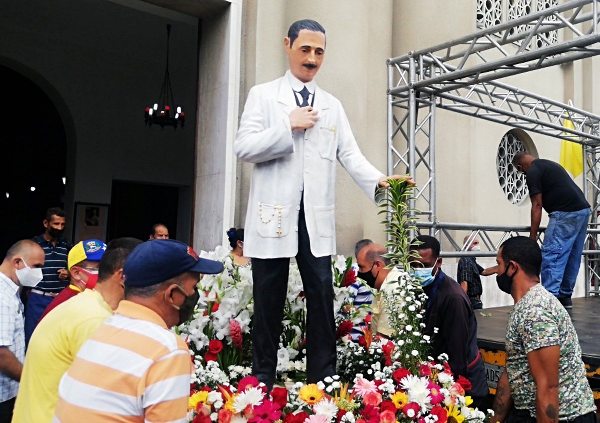 #22Ago | Diócesis de Guarenas construye Santuario del Dr. José Gregorio Hernández Cisneros en Cúpira. Solicitan DONACIONES económica y/o materiales para tener listo el templo en la Fiesta Litúrgica del beato, en Octubre. <a href="/NoticiasRCL/">Reporte Católico Laico</a> El Guardián Católico: elguardiancatolico.blogspot.com/2022/08/rcl-di…