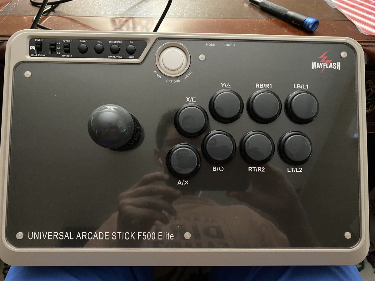 DanClem033's tweet photo. First time changing up parts on my arcade sticks that I play on my modern systems and MAME arcade setup. Everything tirned out how I hoped :) #ettoki #mayflash #arcadeGaming #MAME #focusattack https://t.co/lZbCzocrhX
