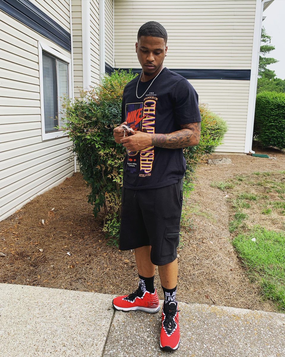 CashvilleQuan's tweet photo. 😈 https://t.co/rfAKAzHUY5