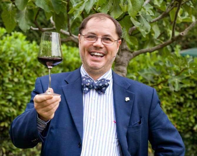 CCIAARIVLIG's tweet photo. Anche quest’anno l’Ormeasco sarà grande protagonista di #ExpoValleArroscia, a Pieve di Teco. Con il super esperto @Massolon wine tasting dedicato alla memoria di Gabriele Boscetto, con Confraternita dell’Ormeasco. Stand con i sommelier Fisar e Ais. Domani, conferenza stampa https://t.co/6XcP91srK6