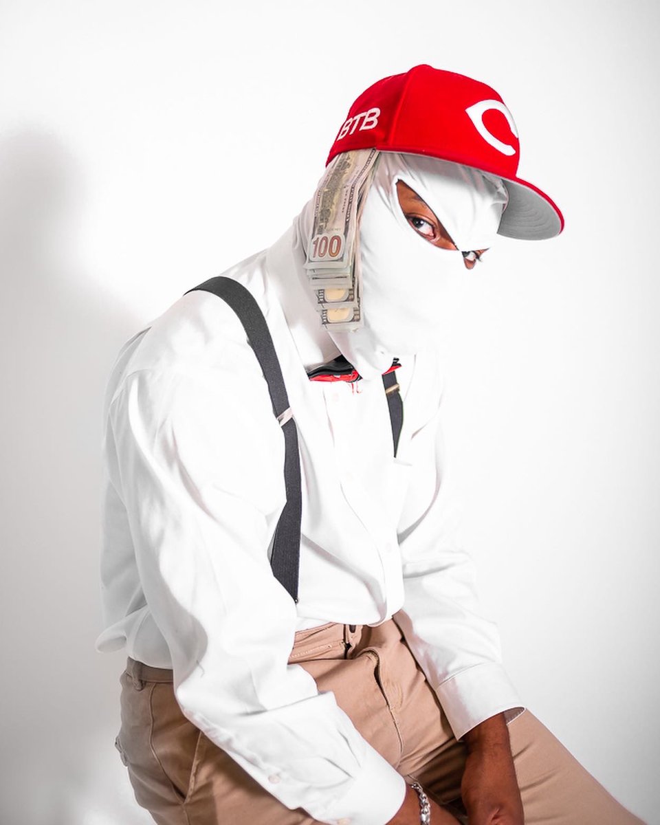 kharibtb's tweet photo. Introducing Sir Feel-A-Lot. 🎭
New single “Check” dropping this Friday 8/26. Time to manifest this bag 💰💵 Official cover art this week.
#AlbumMode #ThisIsHowWeFeel #BTB https://t.co/LVABGrURPD