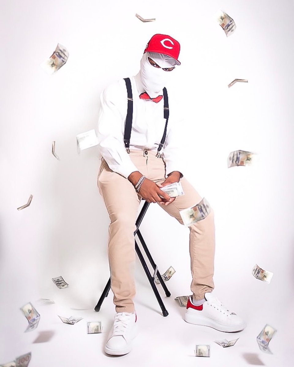 kharibtb's tweet photo. Introducing Sir Feel-A-Lot. 🎭
New single “Check” dropping this Friday 8/26. Time to manifest this bag 💰💵 Official cover art this week.
#AlbumMode #ThisIsHowWeFeel #BTB https://t.co/LVABGrURPD
