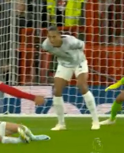 nocontextfooty's tweet photo. https://t.co/uQsP7FWiTq