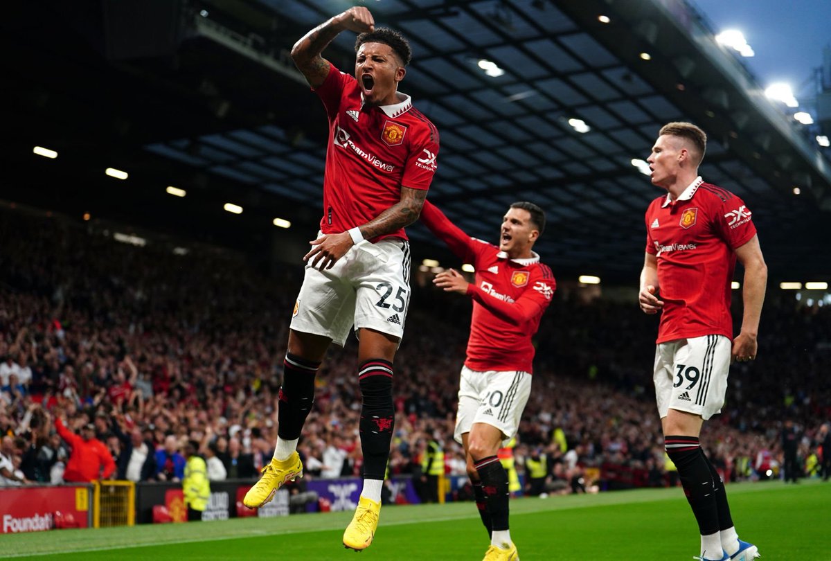 SiaranBolaLive's tweet image. HT #EPL
Man United 1-0 Liverpool
(Sancho)