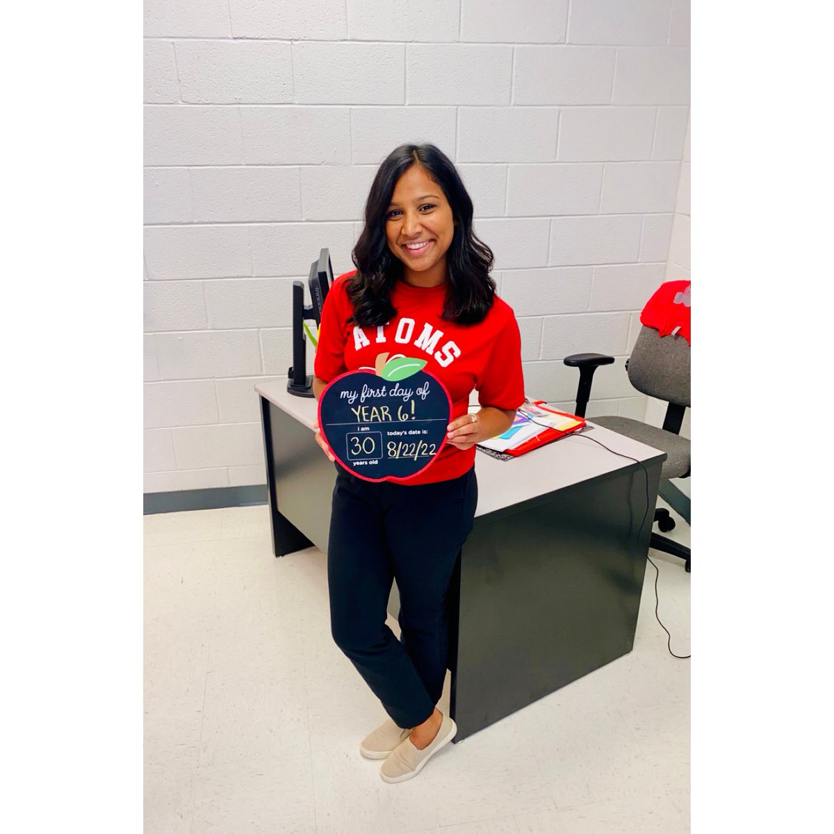 Year 6, day 1 ✔️ <a href="/AnnandaleAtoms/">Annandale High School</a> <a href="/FCPSR2/">FCPS Region 2</a> <a href="/fcpsnews/">Fairfax Schools 🌟</a> 

#FirstDayFairfax #BackToSchool
