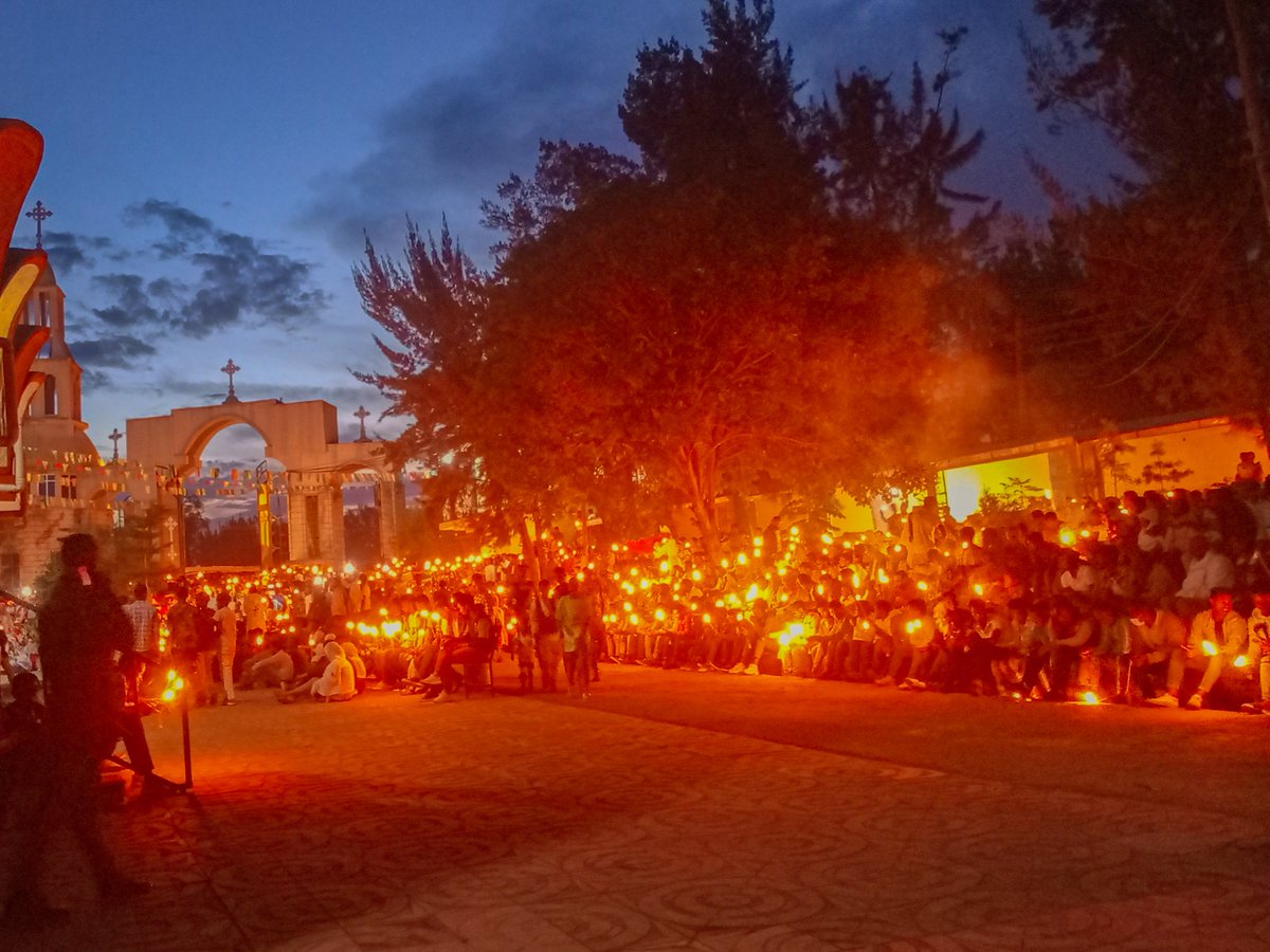 አረሳውም ያንን እለት አልዘነጋም ያን ደግነት እናቴ ሆይ ስልሽ ኪዳነምህረት 🎶❤️
