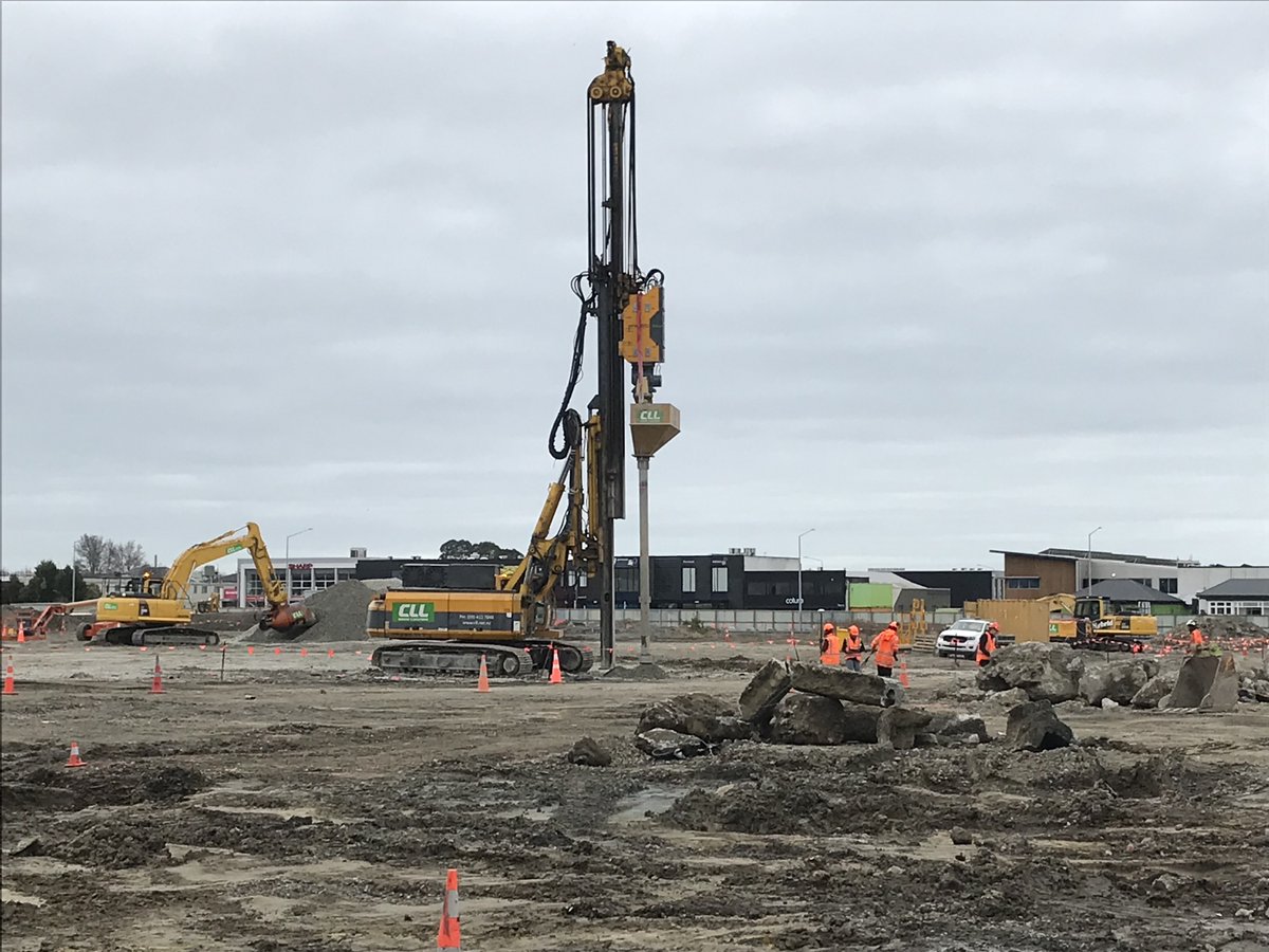 PacifeconNZ's tweet photo. Early construction works commencing (to improve the land &amp;/or help maintain critical path programme) for Te Kaha, Canterbury Multi-Use Arena. U-shaped concourse, 30,000 seats, 41,000 capacity in concert mode. 6.78ha site.
#construction #building #arena #canterbury #commercial https://t.co/pEgtoJVFIa