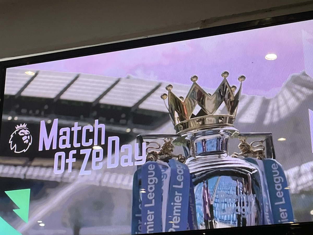 Claire Emes tweet media