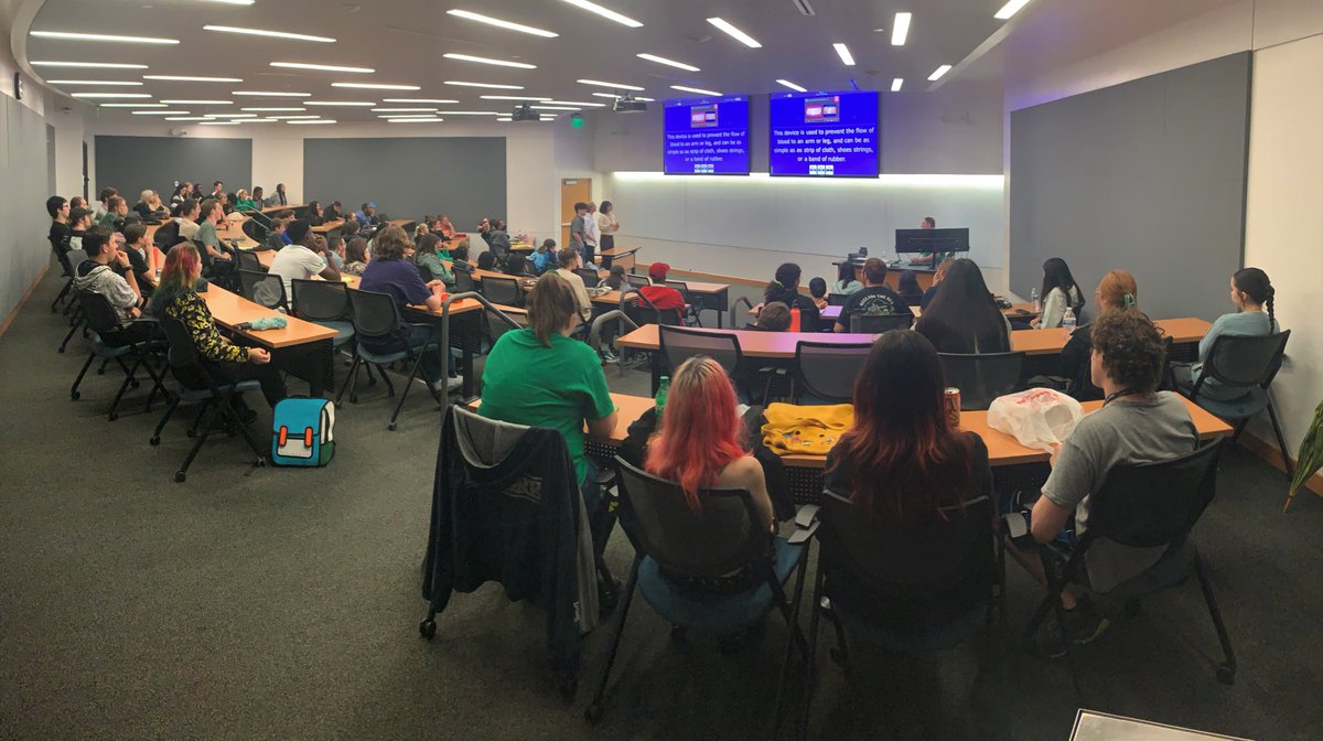 MeanGreenReady's tweet photo. #FirstFlightWeek at #UNT is in full swing! Today freshmen students packed out the BLB to play Disaster Jeopardy, learn about campus safety and preparedness, and earn some candy! Go Mean Green #UNT26! https://t.co/Y1vhuTC6wN
