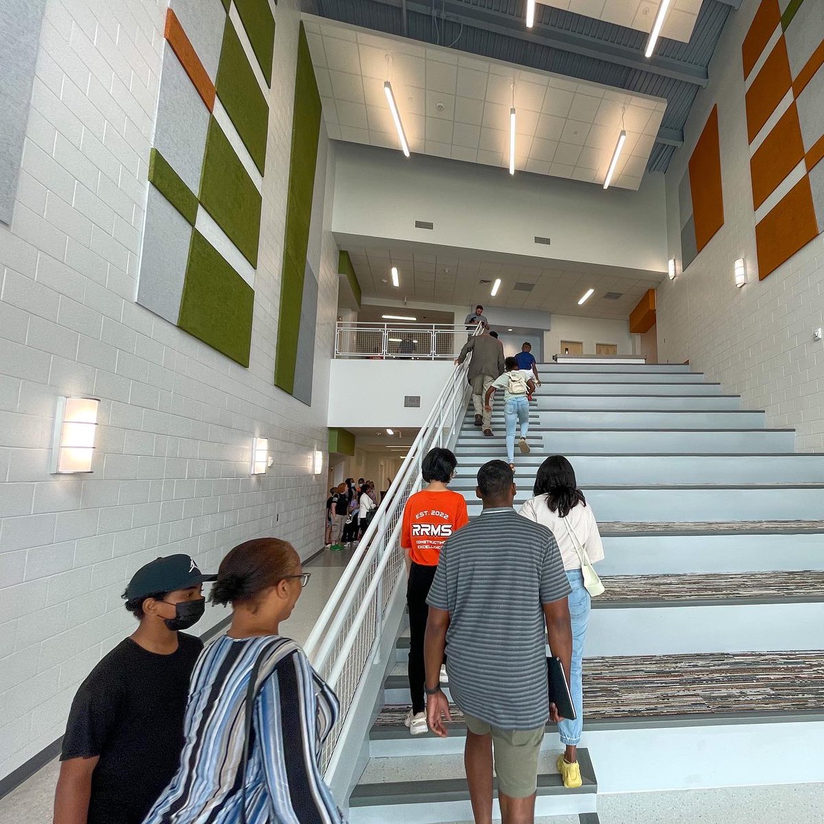 electgregmills tweet media