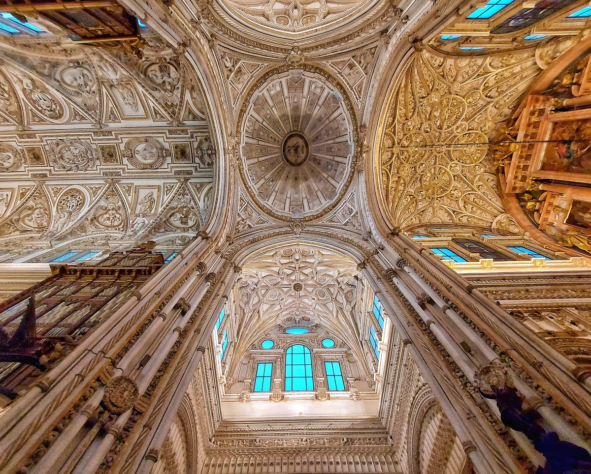 ManuelRevilla57's tweet image. La Mezquita-Catedral de Córdoba es como un sueño ...