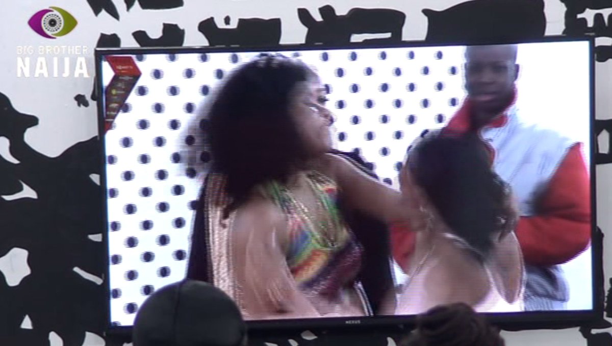 BBNaija's tweet image. Chichi gets a serious warning for her actions while having a disagreement with Diana.

Click here bit.ly/3Bbc62n for more #BBNaija tea.