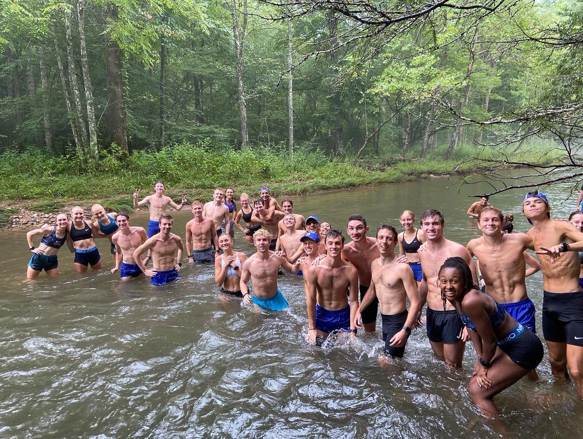 angreckart's tweet photo. Productive pre-season camp with @duketfxc. Looking forward to doing some damage this Fall with this group. 

#HereComesDuke 🔵😈 https://t.co/dsU6tAYkhx
