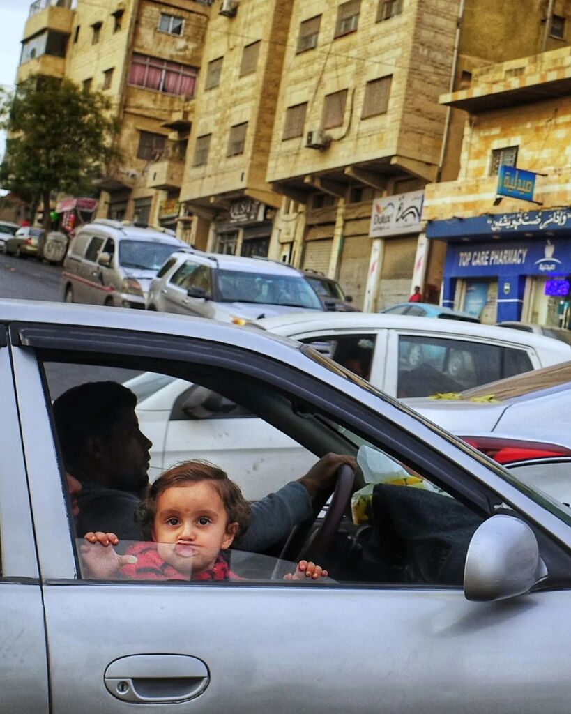 dustinmain's tweet photo. Streets of Amman

For years I avoided shooting street style photography, because pulling out my cameras either took to long, or the presence of them changed how people saw me.

Years ago in Istanbul, I was wandering with @yomadic when I asked him how he captured some of his … https://t.co/nHTNh7gMO1