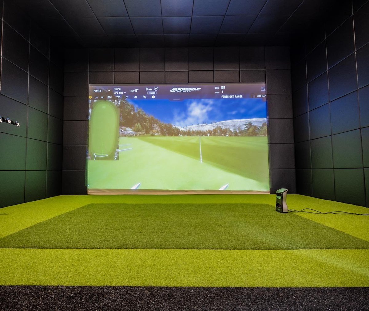 New Install… @worsleygolfclub this beast features:
• Quadpro Impact Screen 
• Teeing up HittingTurf 
• Premium Putting Turf
• Bespoke Wall Tiles 
• Hd Projector 
• <a href="/foresightsports/">Foresight Sports</a> Quad Launch Monitor ⛳️ #GolfBays