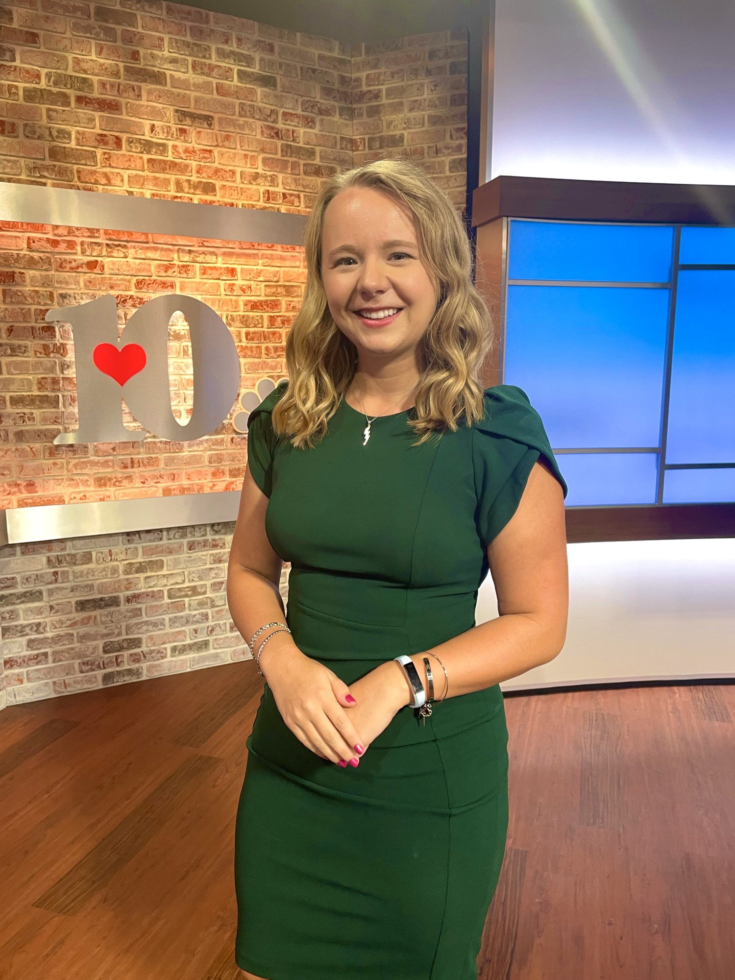 Kaylee Bowers on Twitter: "Day 1 at @wbir! https://t.co/kDGqEAuAGa" /  Twitter
