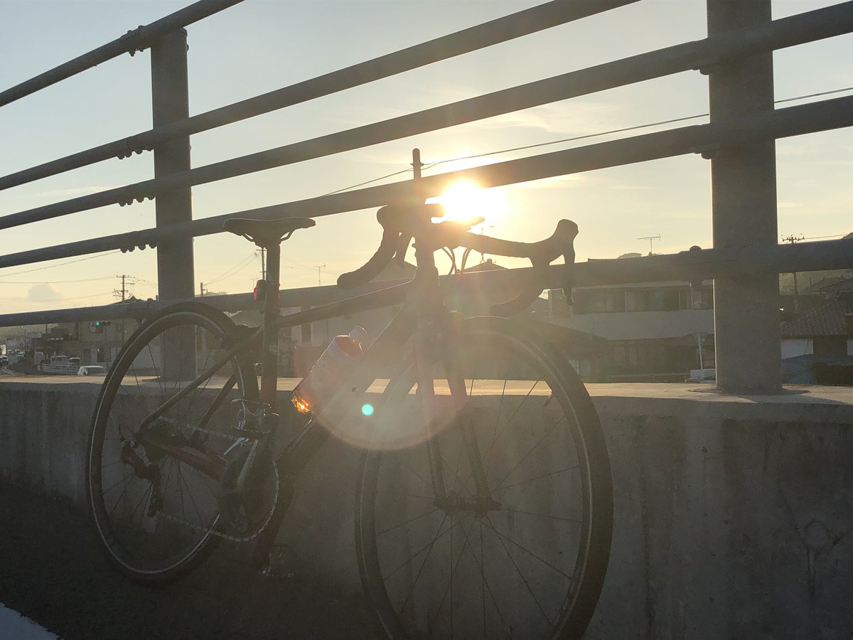 Ae4Kt's tweet photo. 写真のセンスないけど満足 https://t.co/07VtdQ5M4H